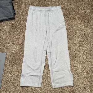 Nike therma fit sweatpants